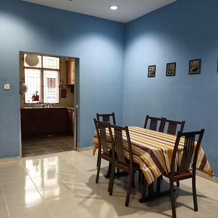 Yasmeen Homestay Kemaman Chukai المظهر الخارجي الصورة