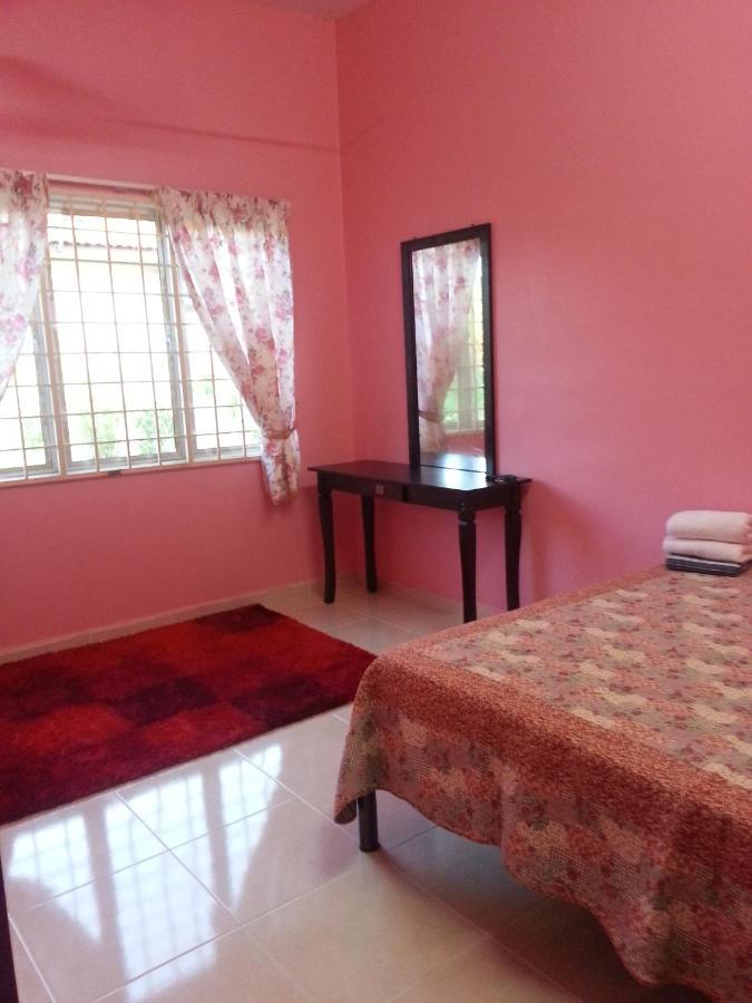 Yasmeen Homestay Kemaman Chukai المظهر الخارجي الصورة