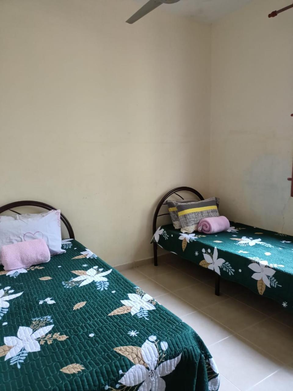 Yasmeen Homestay Kemaman Chukai المظهر الخارجي الصورة